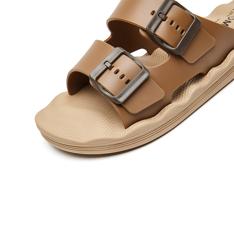 ユニセックス調節可能なバックル付きEVAスリッパ、超ソフト軽 - Kids Outdoor Equipment のレビューと価格