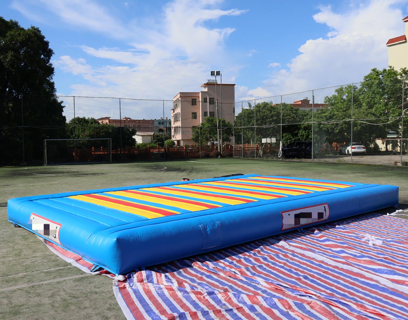 ジムフィットネスマット、体操クッション、屋外キッズ用バウンス - Kids Outdoor Jump House のレビューと価格
