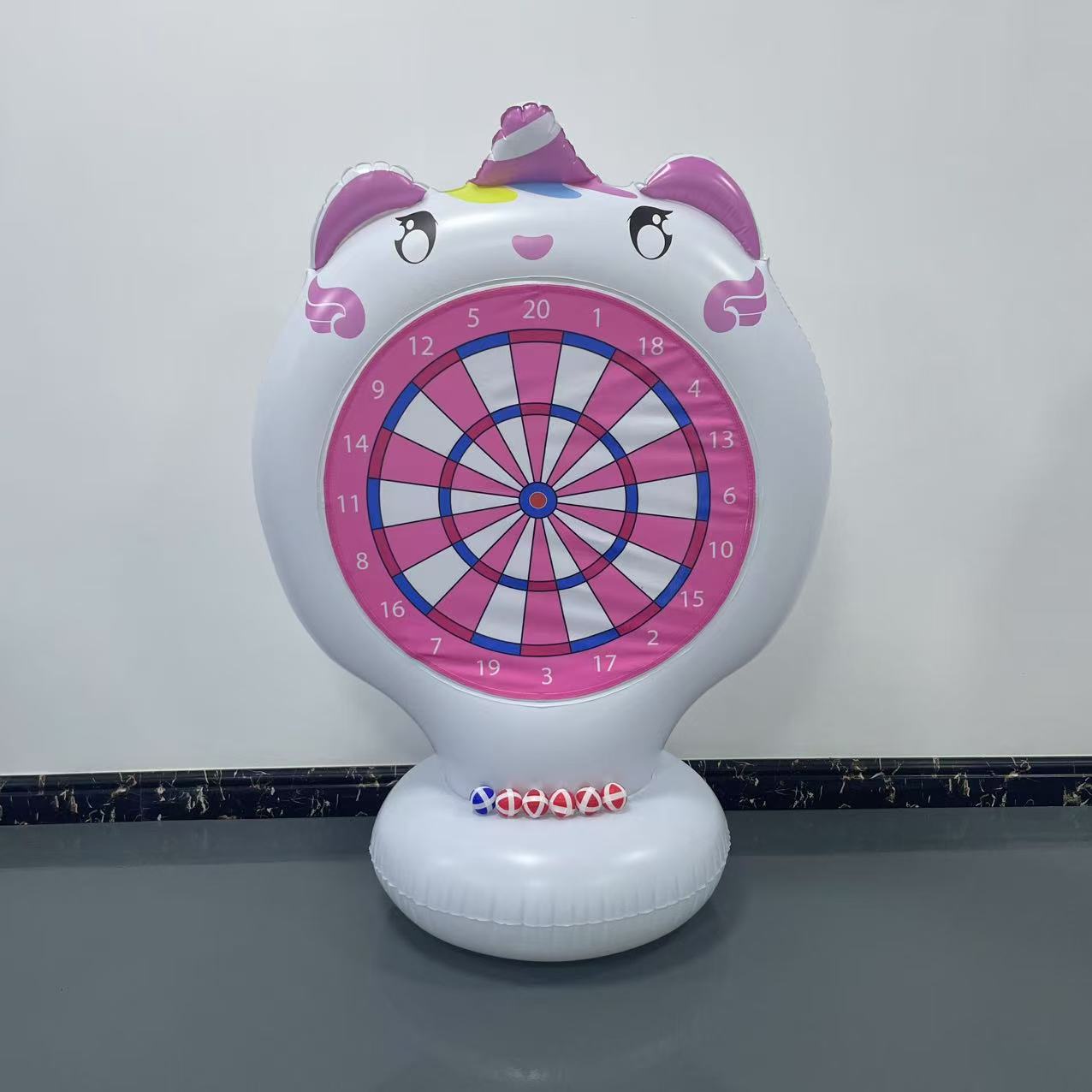 インフレータブルユニコーン投げゲームターゲット粘着ダーツ屋外 - Outdoor Toys For Kids のレビューと価格