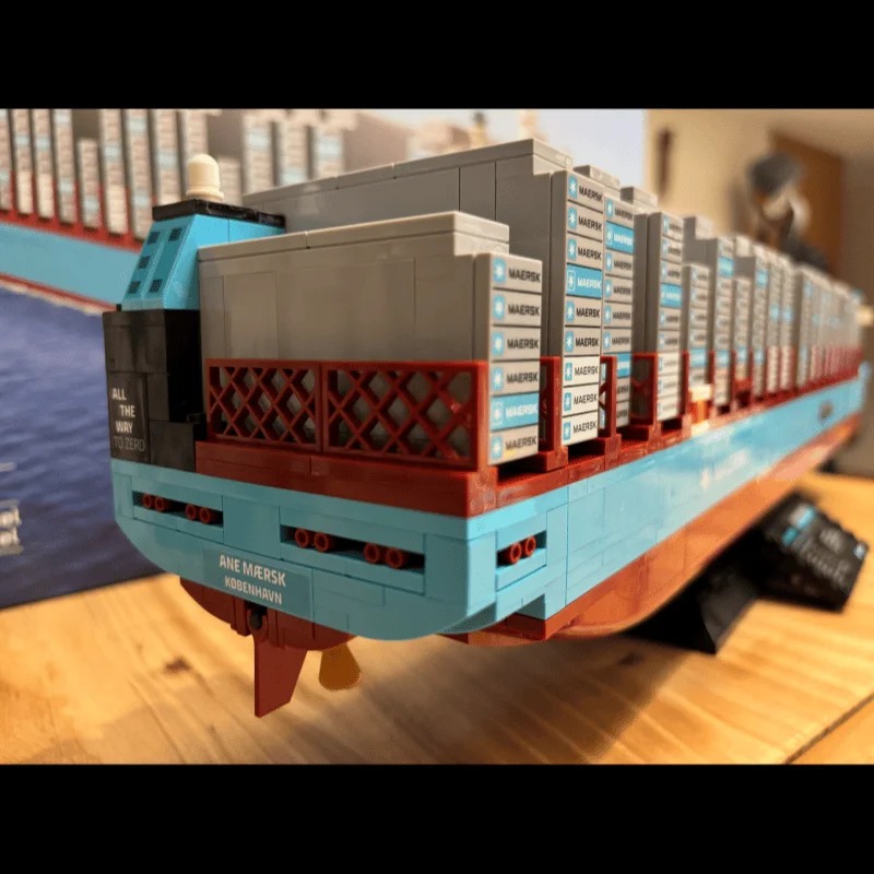 新型2026年式デュアルフューエルコンテナ船ブリックパズル船 - Lego Set Technic のレビューと価格